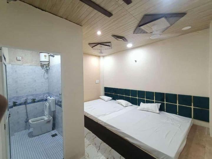 Hotel Rolex Ujjain Dış mekan fotoğraf